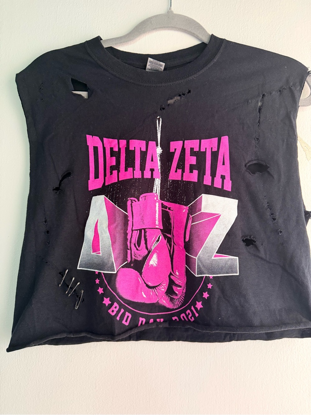 Black Crop Tank with Hot Pink Graphic